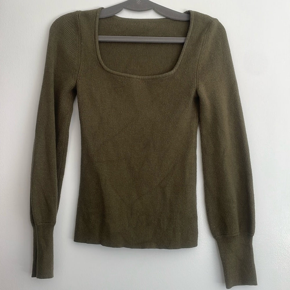 Green Square Neck Fitted Sweater
